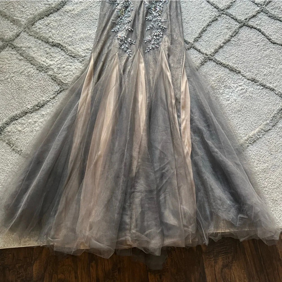 JVN BY JOVANI PROM PAGEANT FORMAL LONG MAXI DRESS GOWN silver nude cutout 2 - Picture 6 of 16
